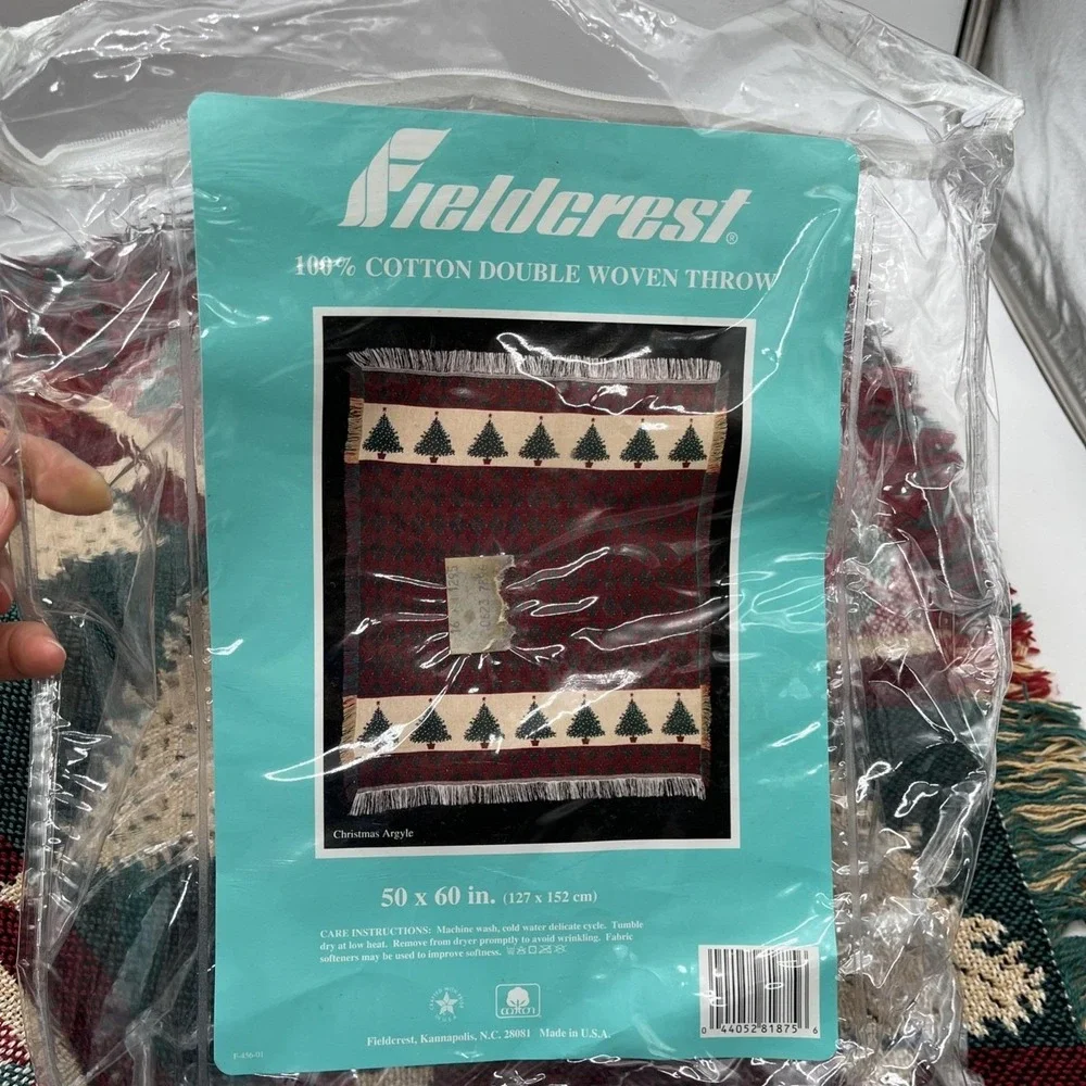 Vintage Fieldcrest Christmas Throw 50x60 in Cotton Woven Blanket Trees USA NOS